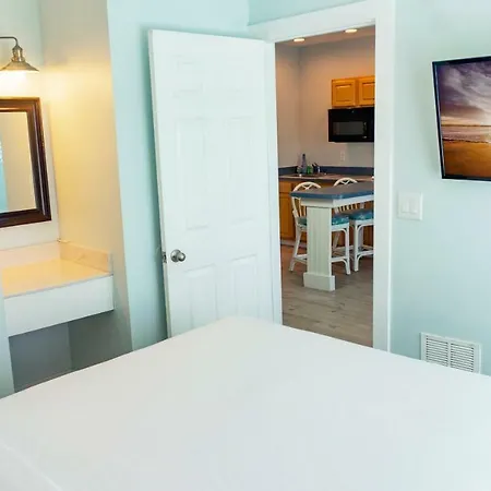 Lighthouse Resort: Inn & Suites Fort Myers Beach Exterior foto