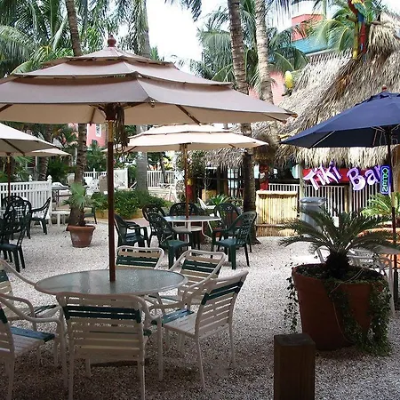 Lighthouse Resort: Inn & Suites 